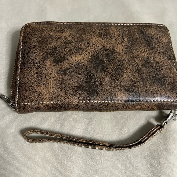 Montana West Western Leather Wristlet Wallet •  • Concho Cowgirl Clutch